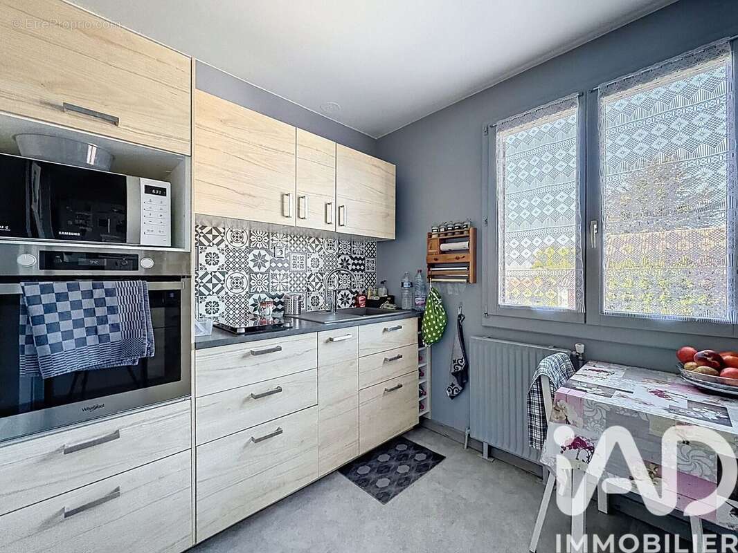 Photo 3 - Maison à SAINT-PIERRE-DU-PERRAY