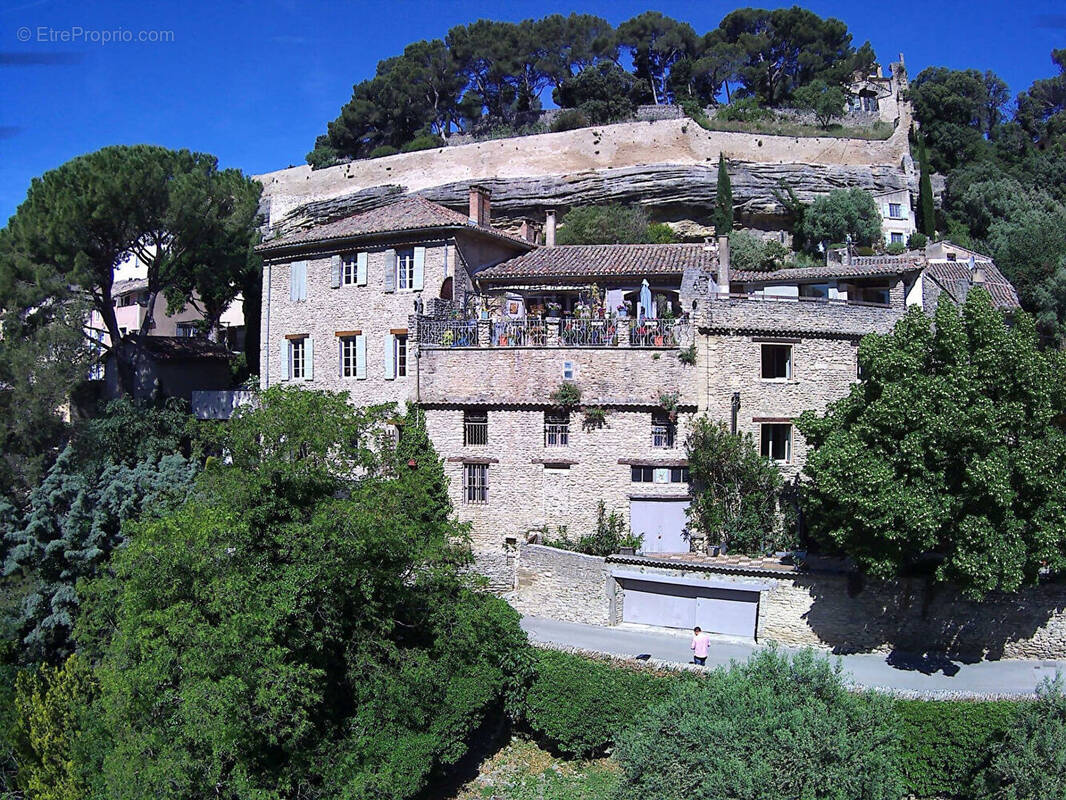 Maison à SAUMANE-DE-VAUCLUSE