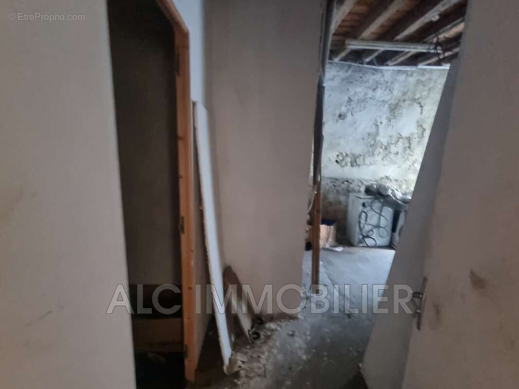 Appartement à MOULINS-LA-MARCHE