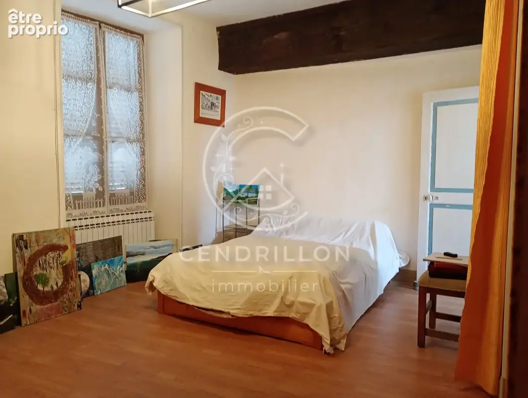 Découvrez cette charmante maison de 84 m2 habitables, idéalement agencée et édifiée sur un terrain de 305 m2. - photo 8