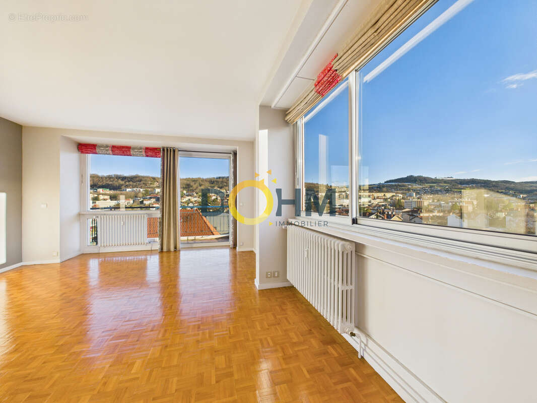 Appartement à VALS-PRES-LE-PUY