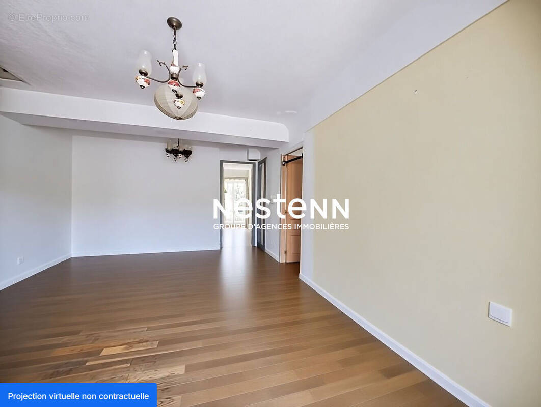 Appartement à VALLAURIS