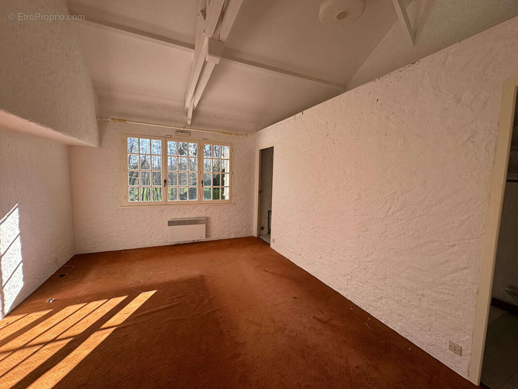 Maison à MONTFORT-L'AMAURY