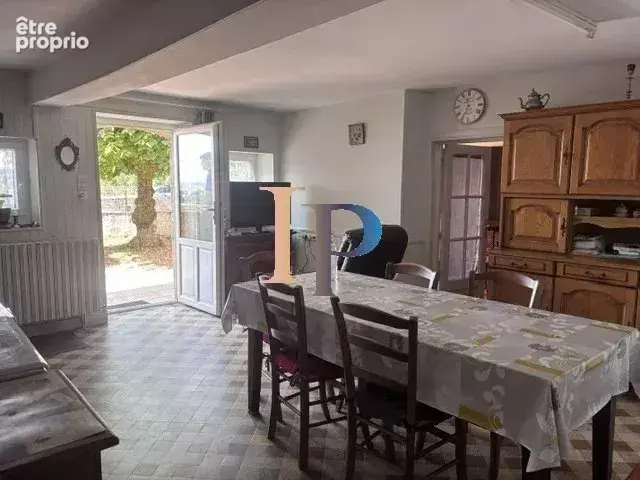 5 MN CHARLIEU Ensemble de 2 maisons et grange - photo 10