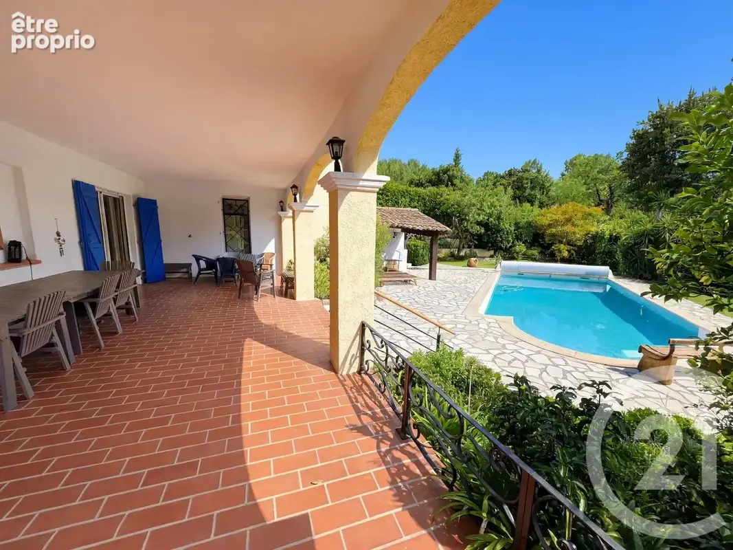 Maison 200 m² à Roquefort-Les-Pins  - photo 6