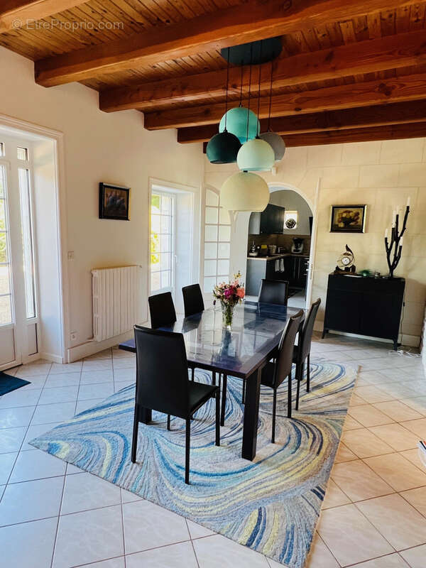 Maison à TONNAY-CHARENTE