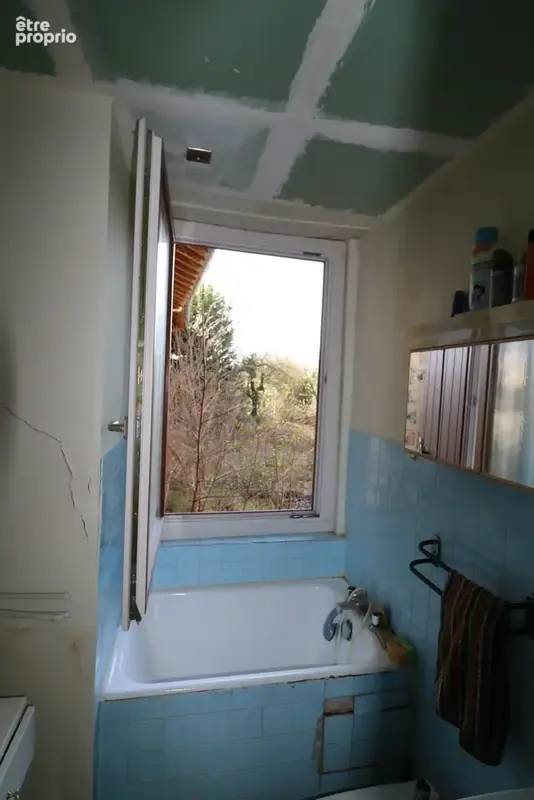Jolie maison en pierre de taille au cœur de Saint-Julien sur Reyssouze - photo 16