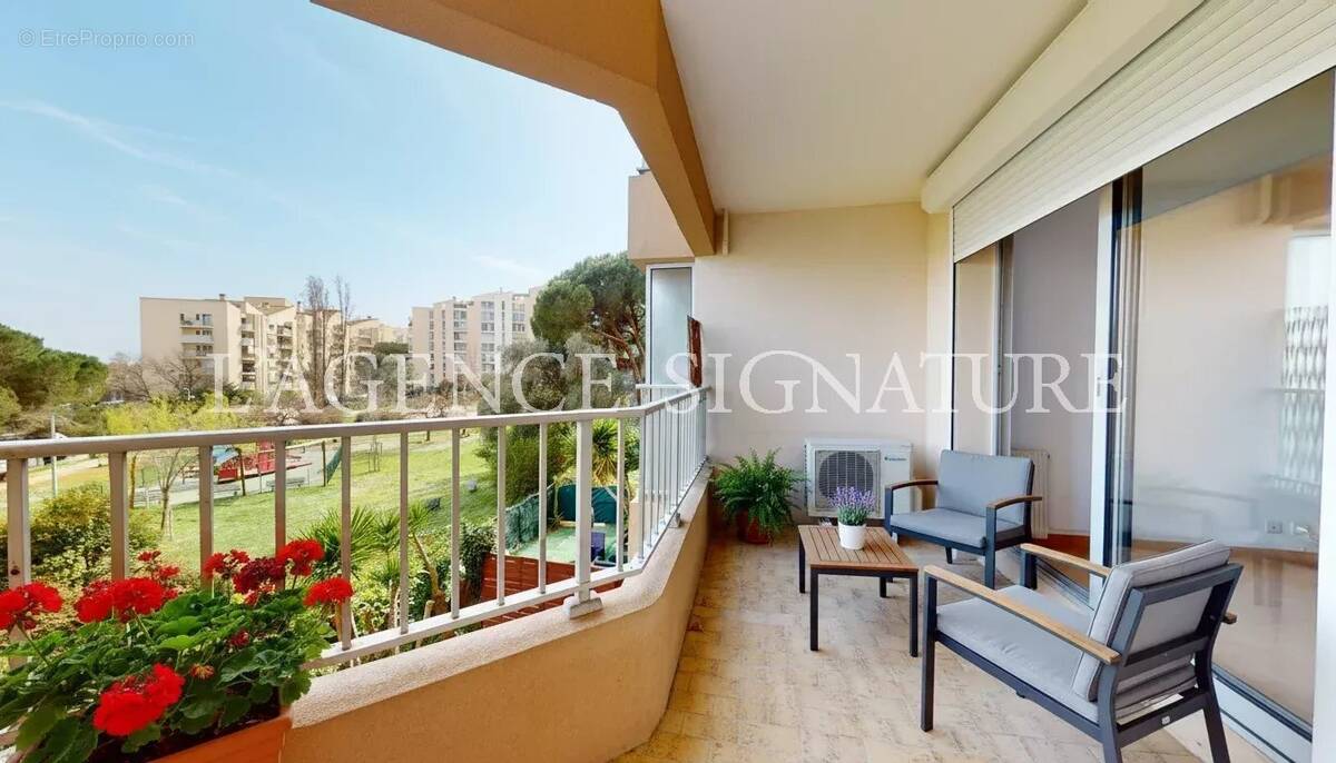 Appartement à LE CANNET