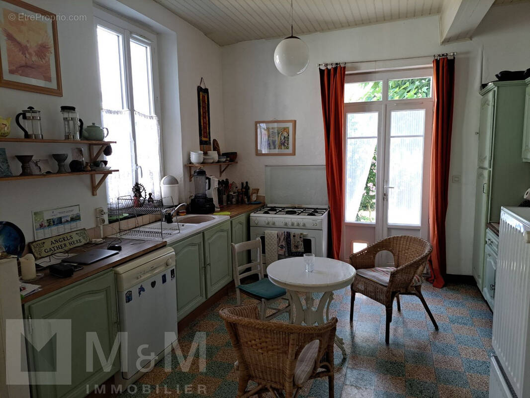 Maison à QUILLAN