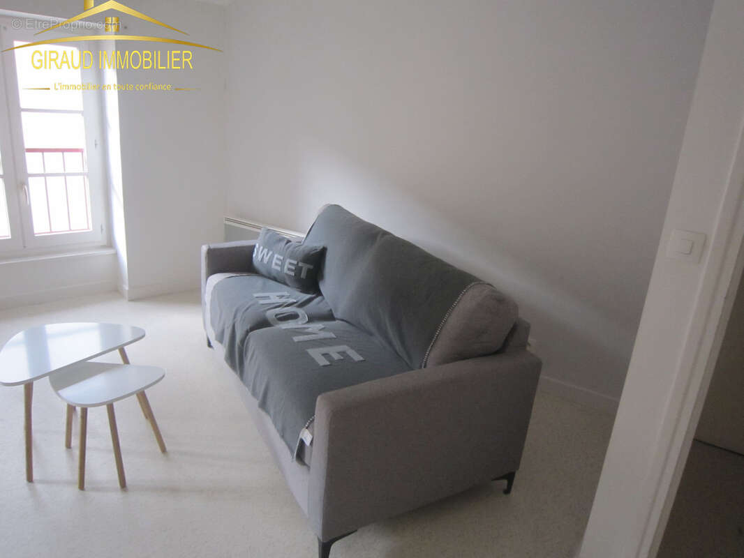 Appartement à CHARLIEU