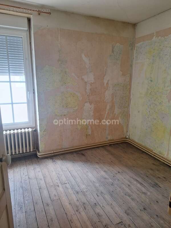 Maison à BESSE-SUR-BRAYE