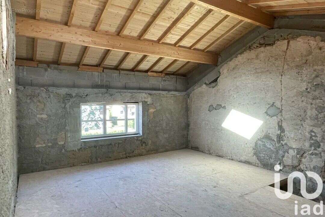 Photo 4 - Appartement à LENTILLY