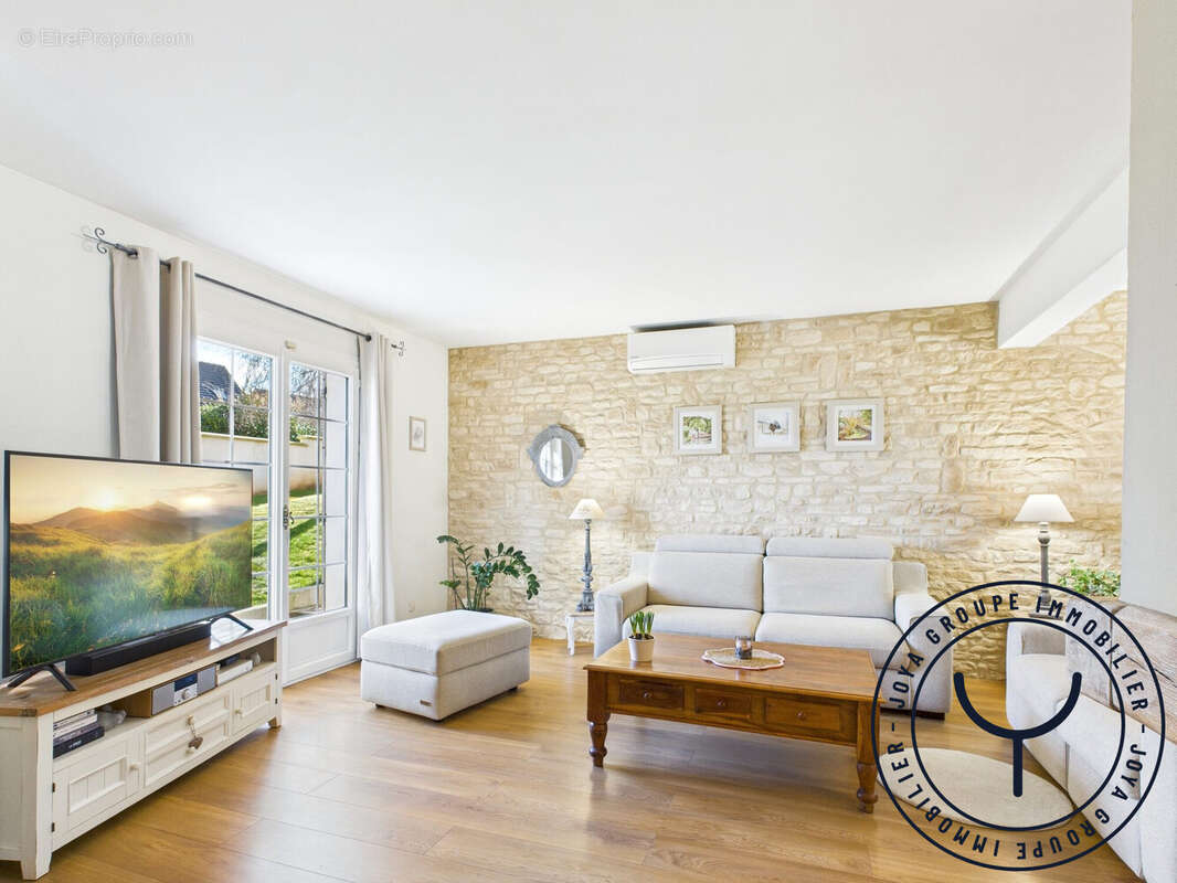 Maison à MAINCY