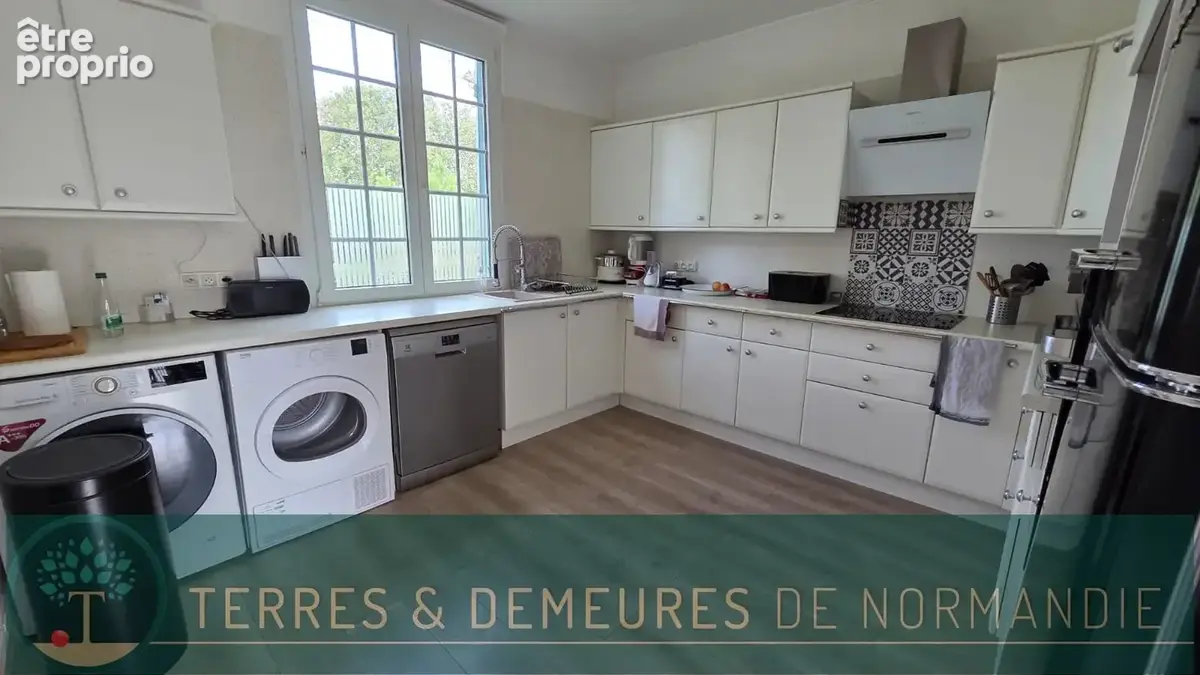 A vendre à Varengeville sur Mer, cette ensemble de 2 maisons au cur d'un village réputé et recherché de Seine-Maritime, proche  - photo 5