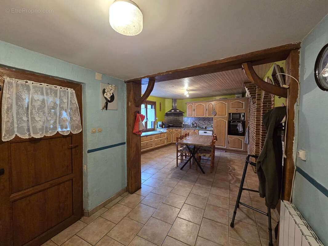 Maison à PUISIEUX-ET-CLANLIEU