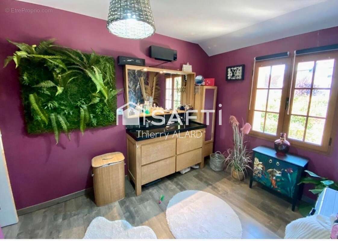 Photo 5 - Maison à LE MESNIL-EN-THELLE