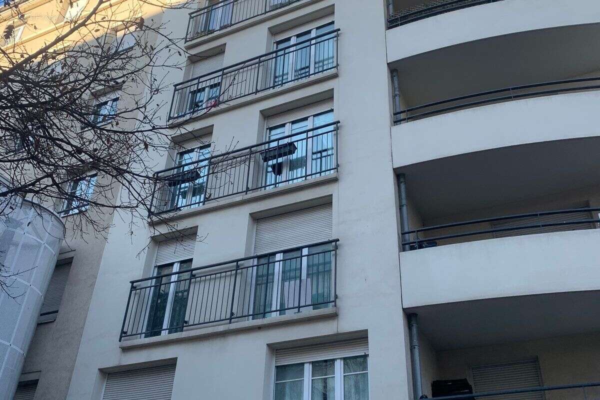 Appartement à LYON-8E