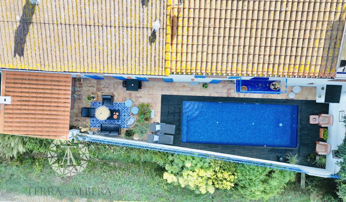 Maison à SAINT-GENIS-DES-FONTAINES