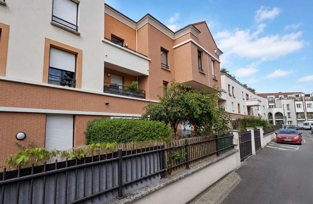 Appartement À Vendre - photo 2