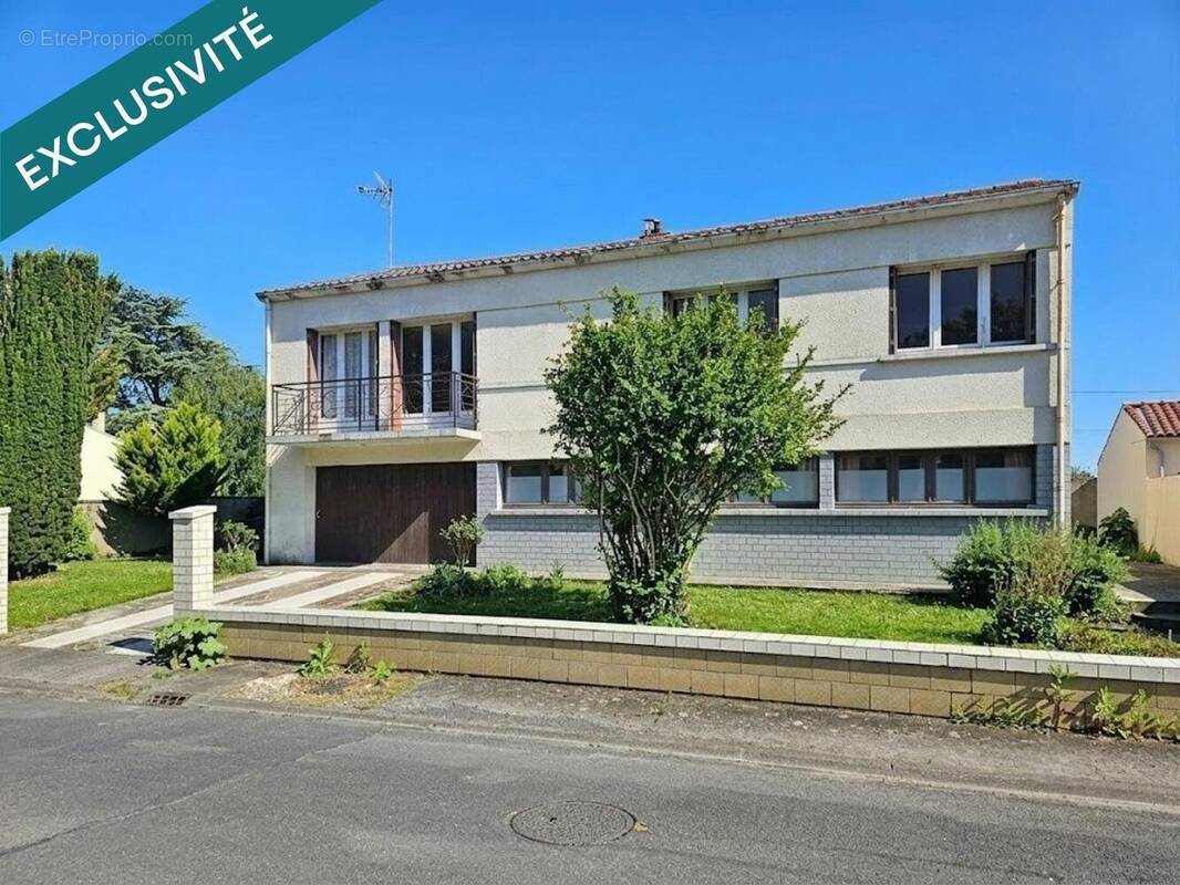 Photo 1 - Maison à THAIRE