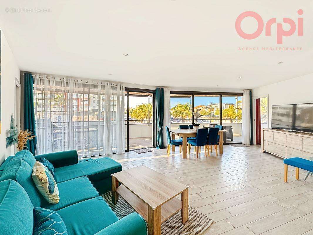 Appartement à FREJUS