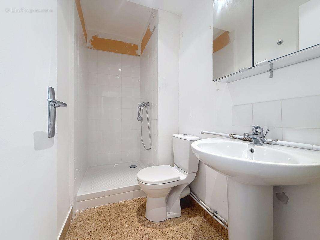Exclusivite avignon intra muros  t2 29,47 m² terrasse 6m² - photo 7