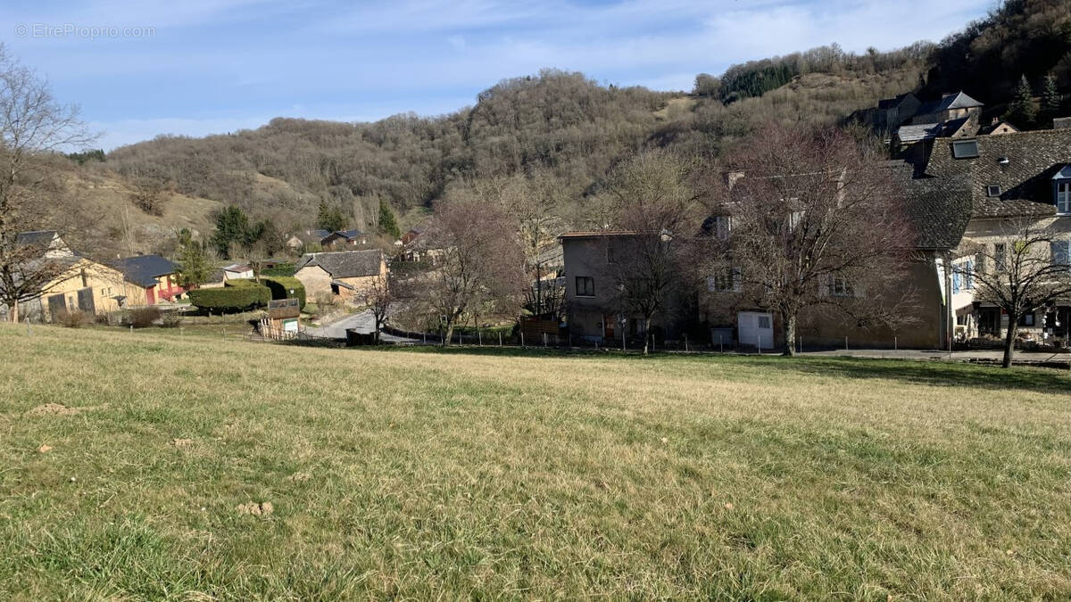 Terrain à MURET-LE-CHATEAU