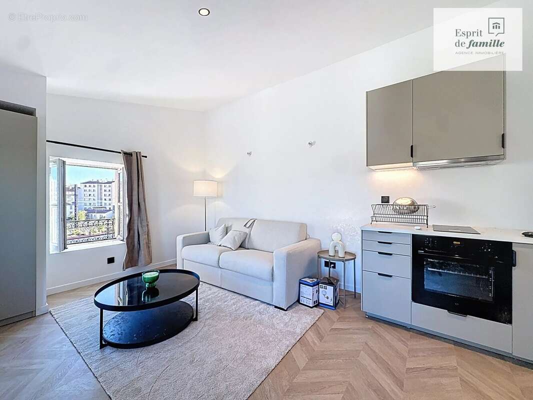 Appartement à LYON-9E