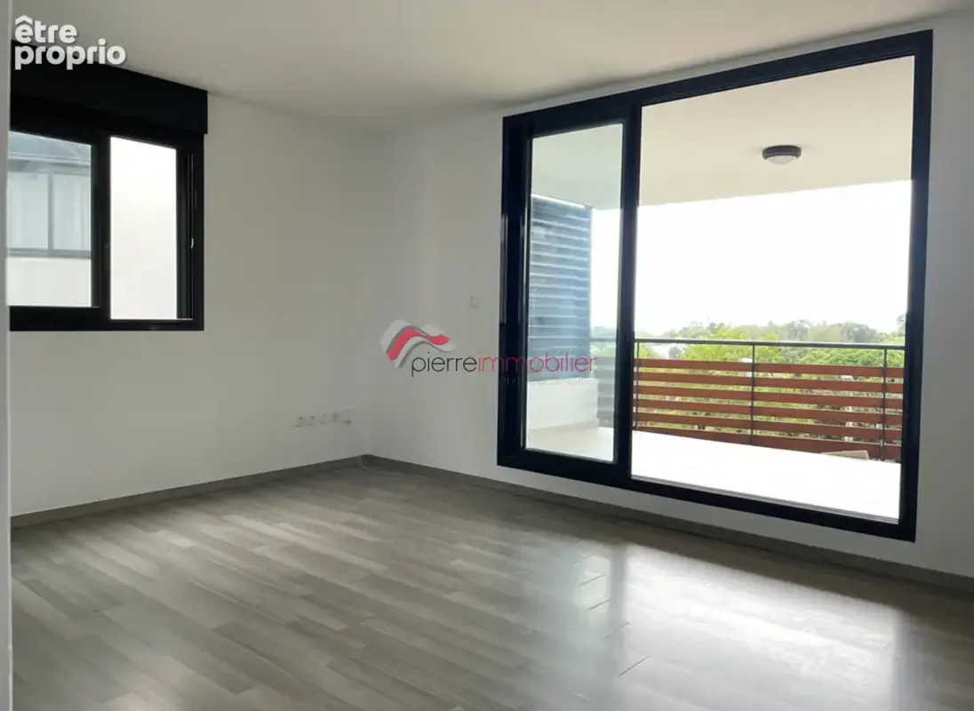 Exclusivité pierre immobilier   appartement t1 avec varangue et parking à saint-denis domenjod - photo 3