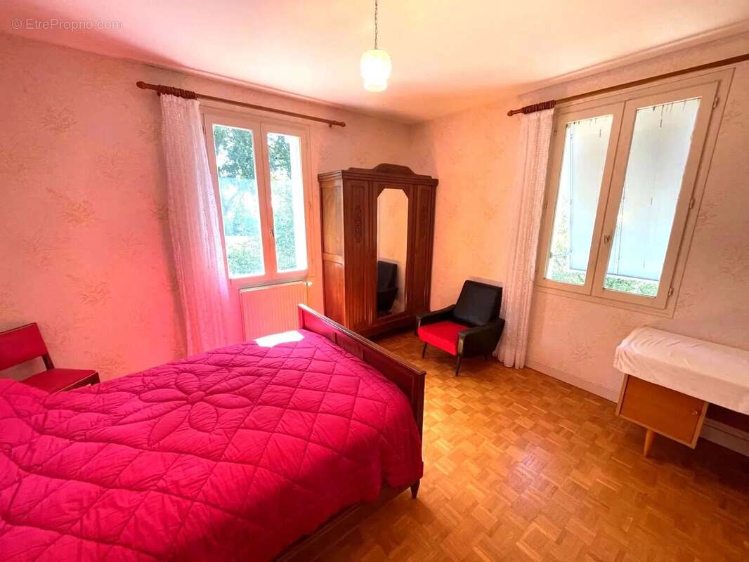 Maison à LANOUAILLE