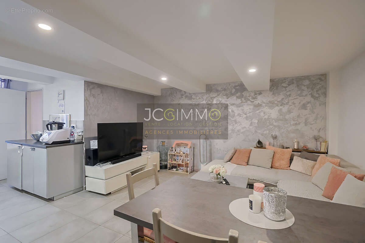 Maison de village T4 de 117m2 hab / AUCUNS TRAVAUX - photo 3