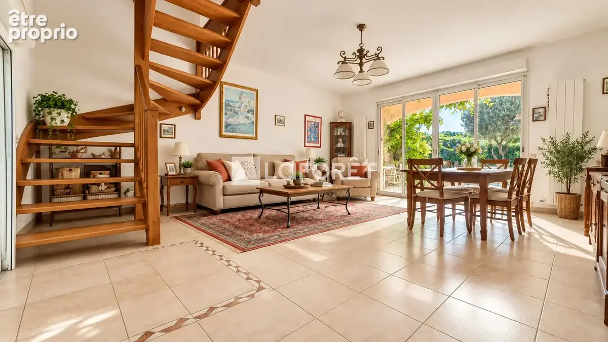 Maison 4 pièces - 109 m²  -  CROIX d'ARGENT - photo 2
