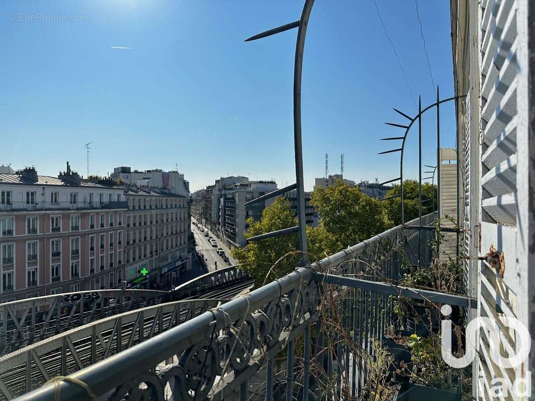 Photo 3 - Appartement à PARIS-19E