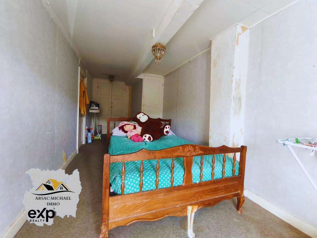 Maison à SAINT-GERMAIN-L&#039;HERM