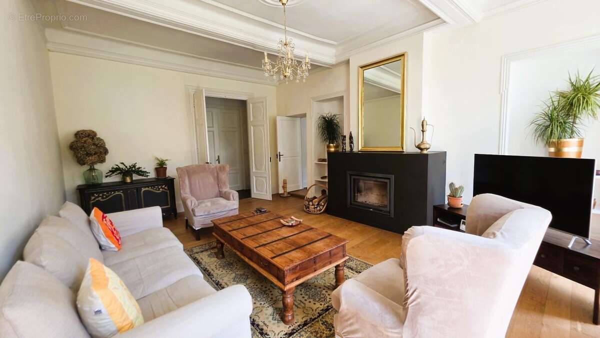 Maison à SAINT-ANTONIN-NOBLE-VAL