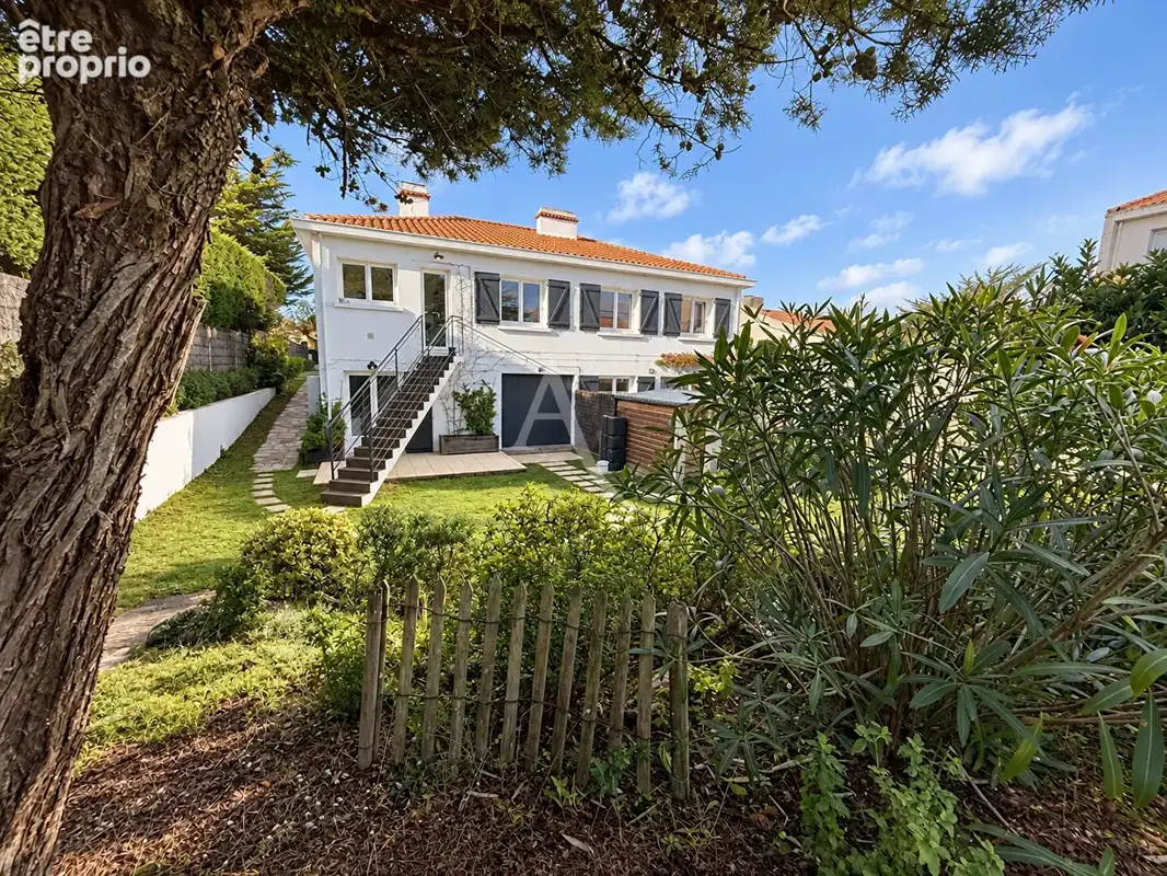 Maison Saint Gilles Croix De Vie 6 chambres 204m2 proche mer - photo 13