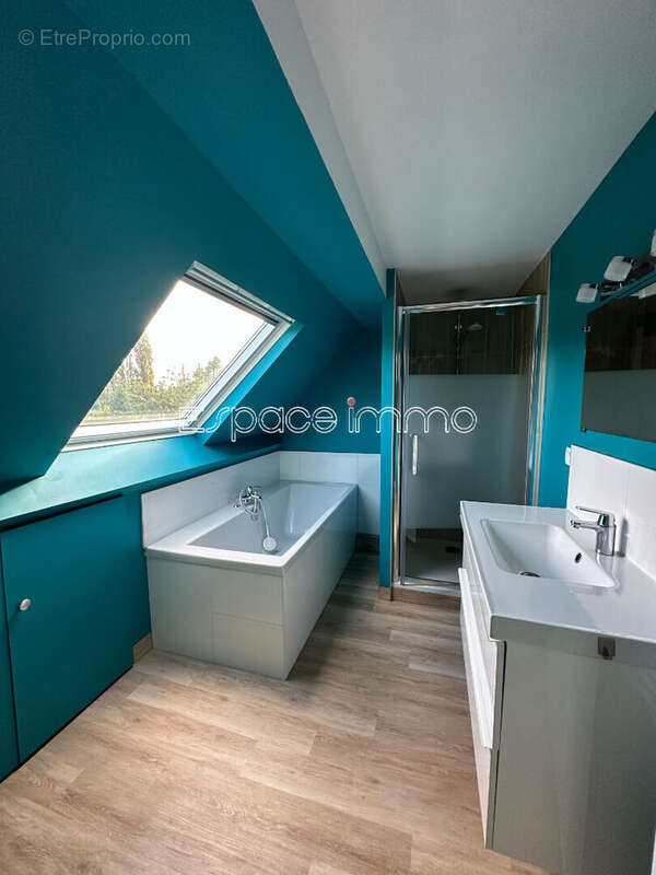 Maison à ISNEAUVILLE