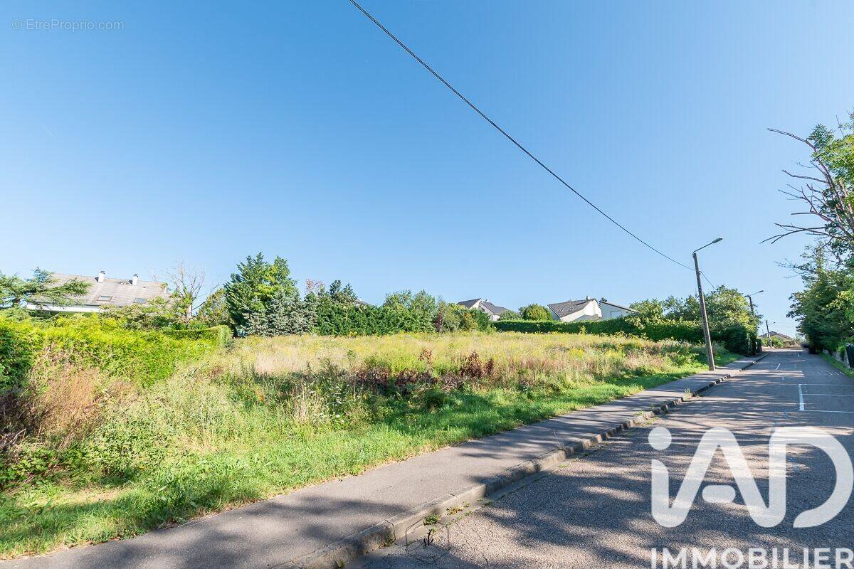 Photo 1 - Terrain à THIONVILLE