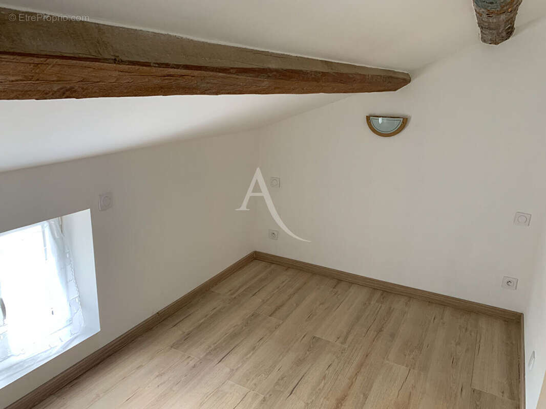 Maison à VILLARDONNEL