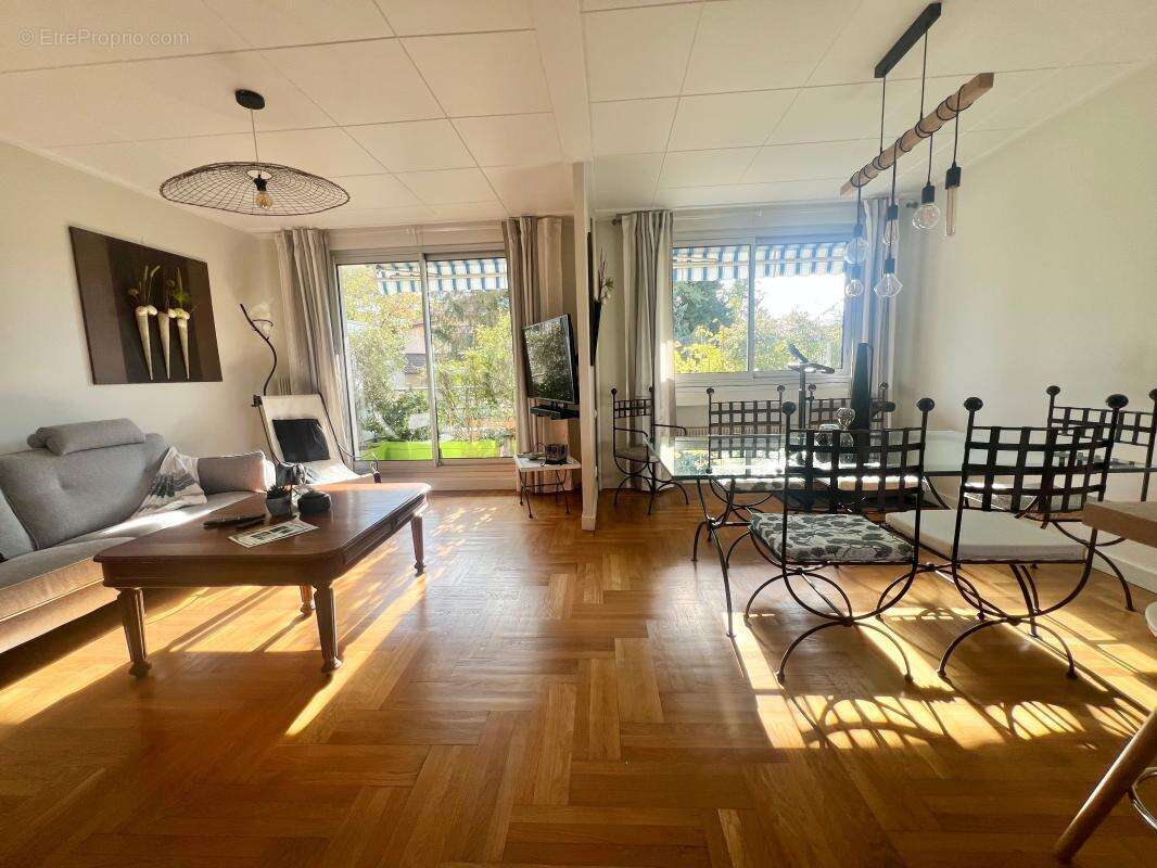 Appartement à CALUIRE-ET-CUIRE