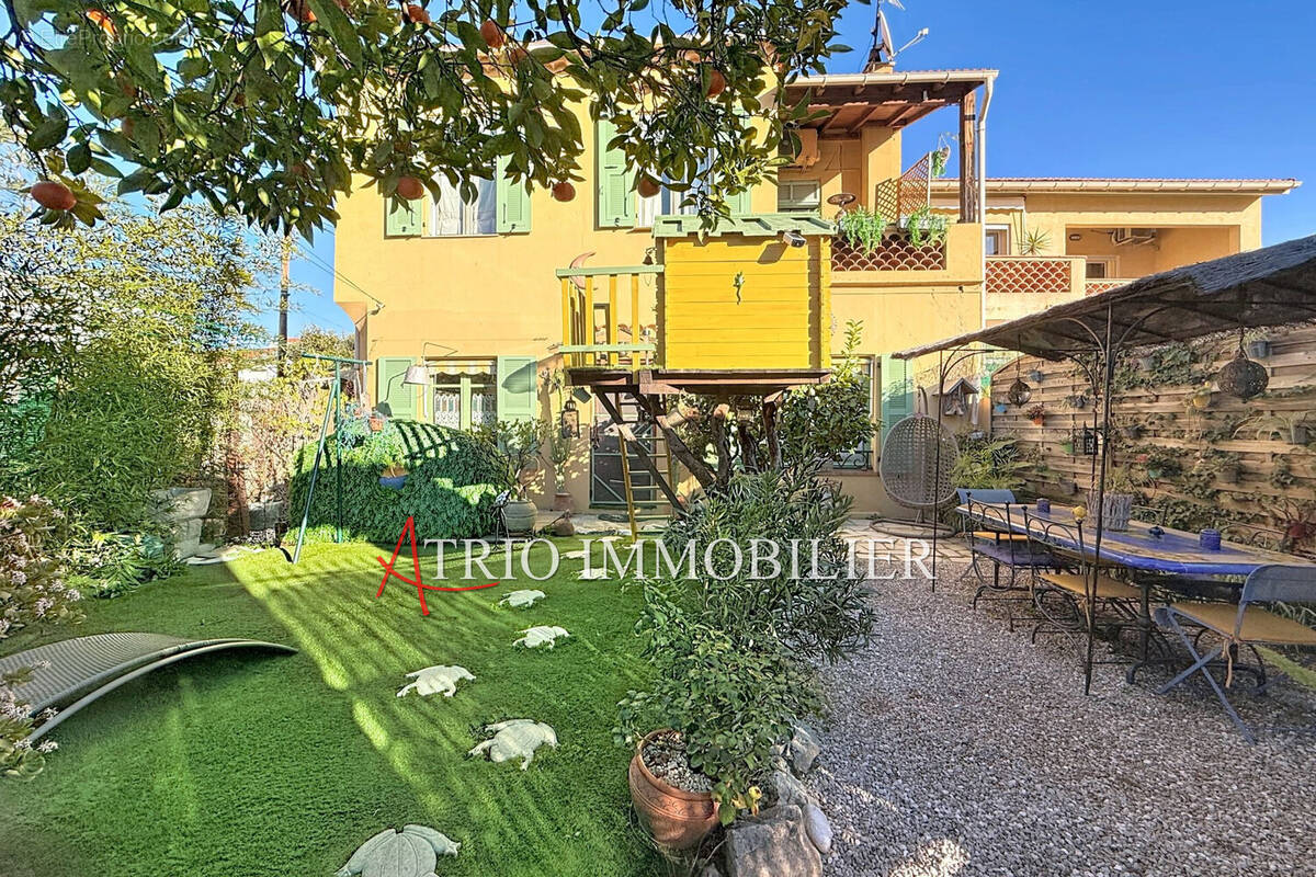 Maison à CAGNES-SUR-MER