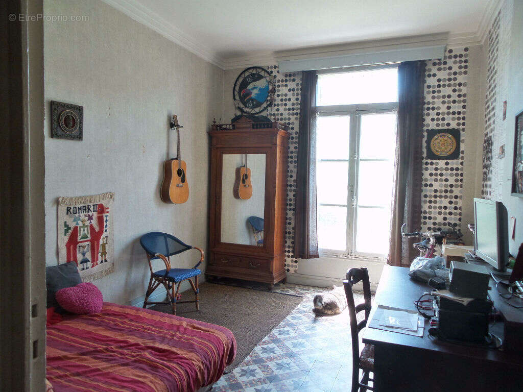 Appartement à MARSEILLE-6E