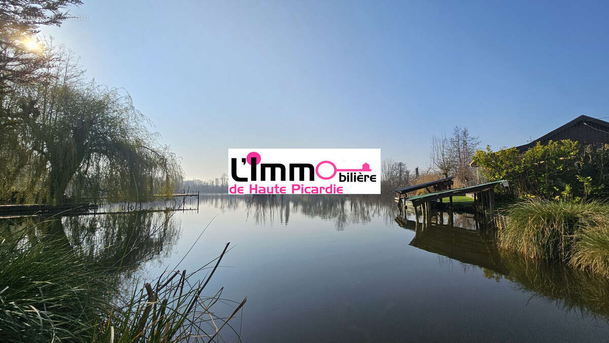 Maison à LA NEUVILLE-LES-BRAY