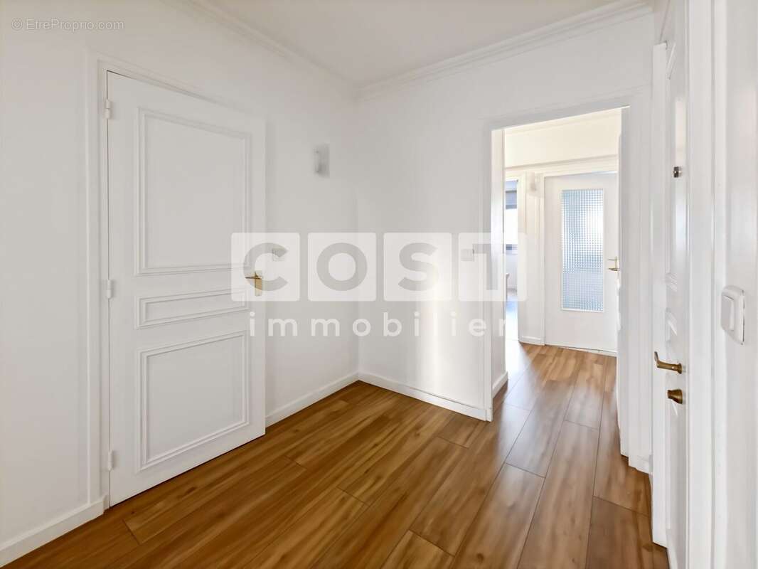 Appartement à BOIS-COLOMBES