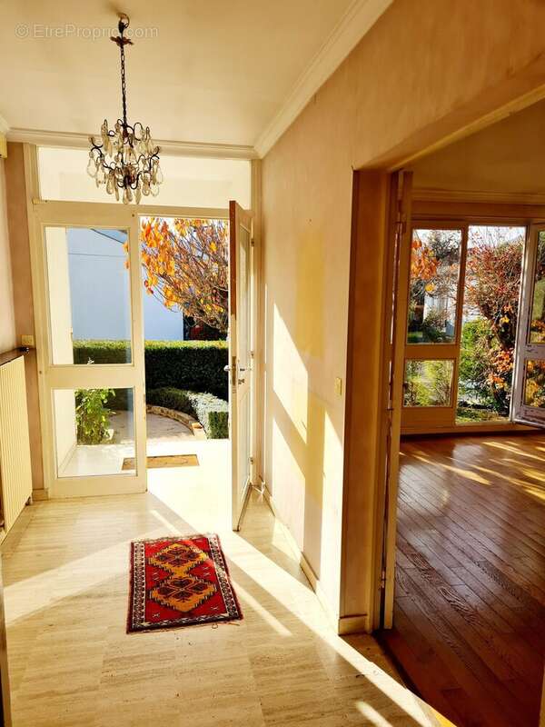 Maison à DAMMARIE-LES-LYS