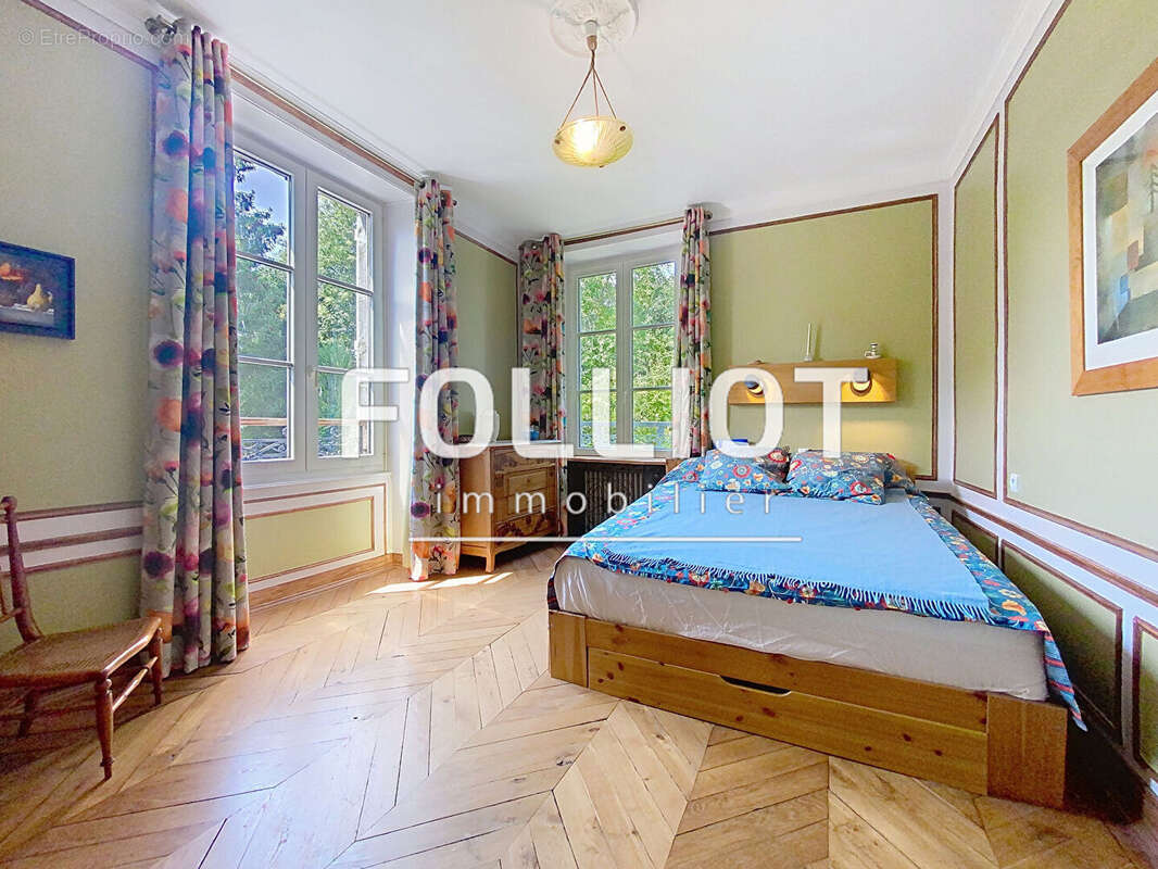 Maison à MENIL-HUBERT-SUR-ORNE