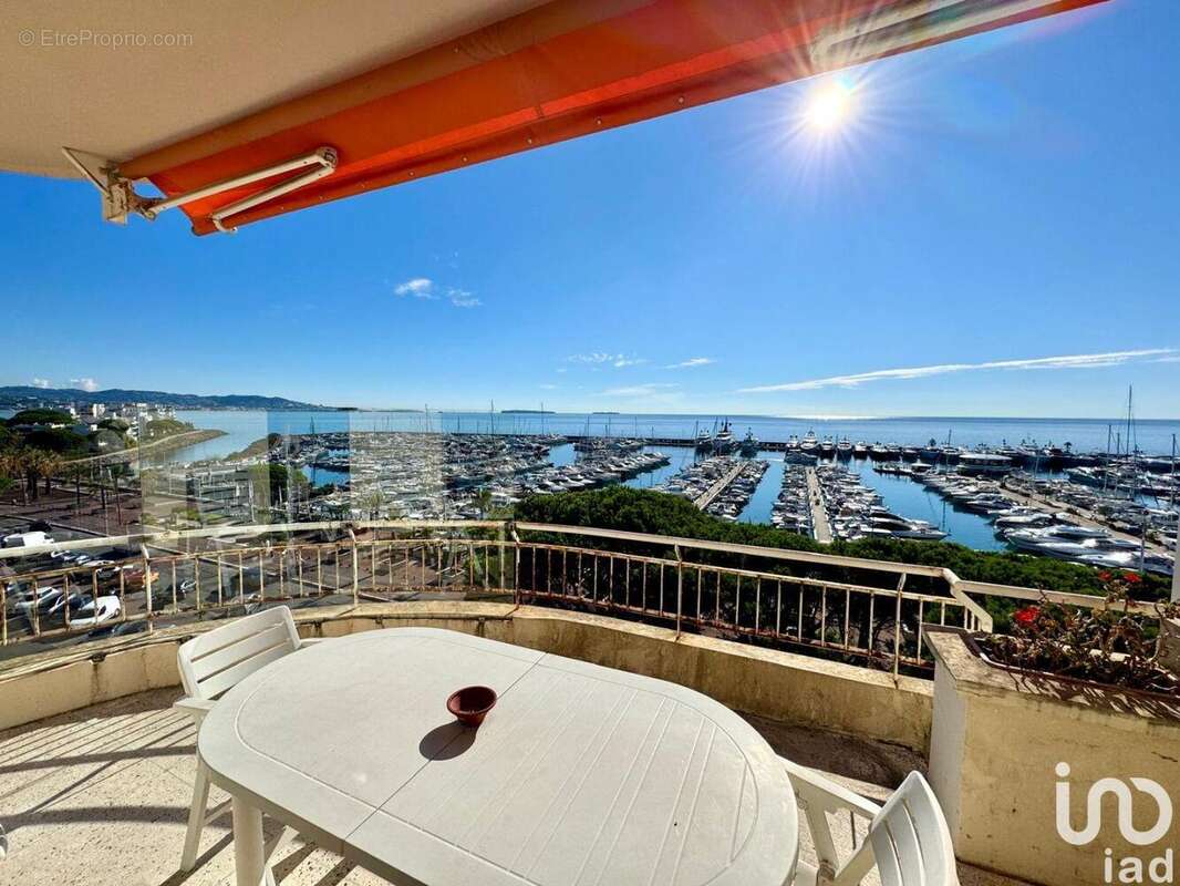 Photo 2 - Appartement à MANDELIEU-LA-NAPOULE