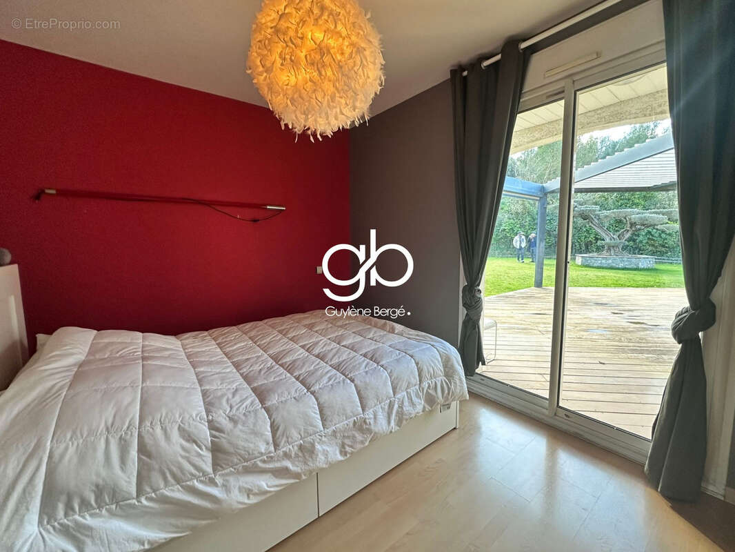 Villa plain-pied - piscine - pool house - jardin 1800 m2 - 5 chambres - pergola - garage - calme - dpe b - mon - photo 9