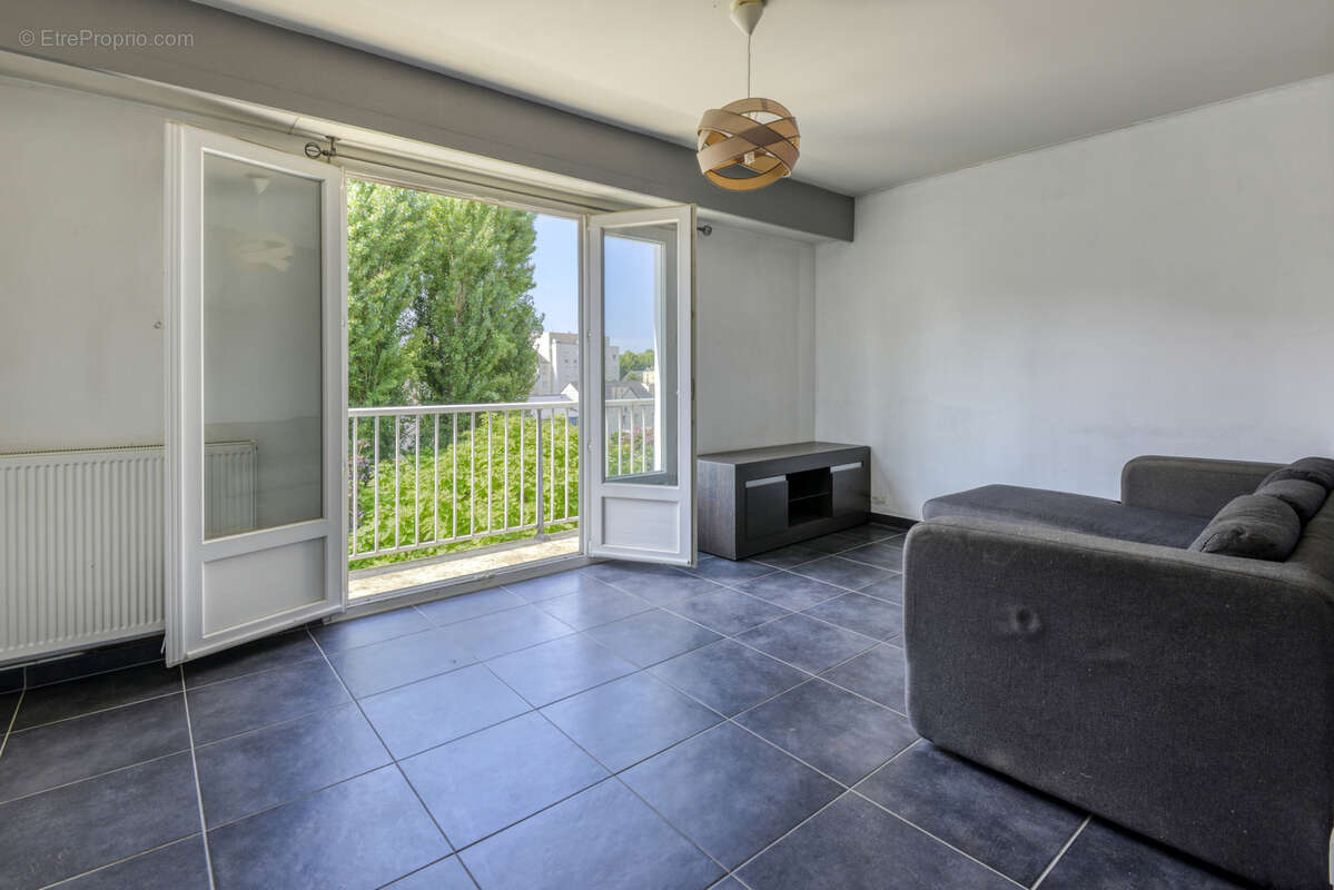 Exclusivite ! nantes tortiere bords de l'erdre : 2 chambres avec cave et parking - photo 4