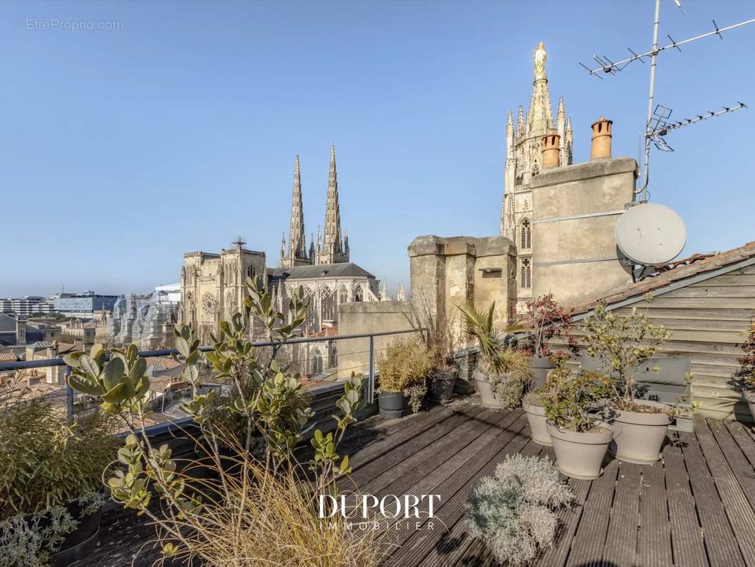 Appartement à BORDEAUX